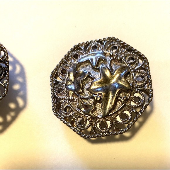 Barrera for Avon Clip Earrings Silver Tone Octagons Signed - Picture 4 of 7